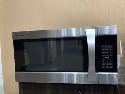 Microwave oven
