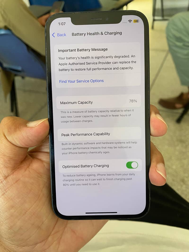 iPhone 12 11
