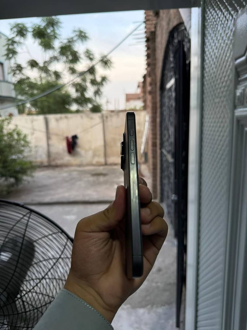 iPhone 15 pro max 10/10 1