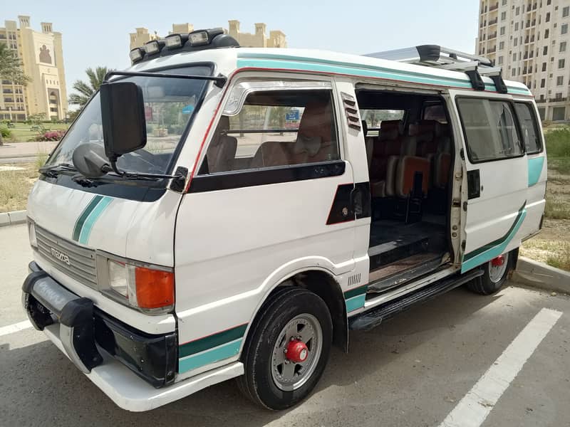 Mazda Mini Bus 1
