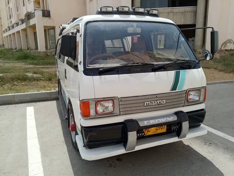 Mazda Mini Bus 3