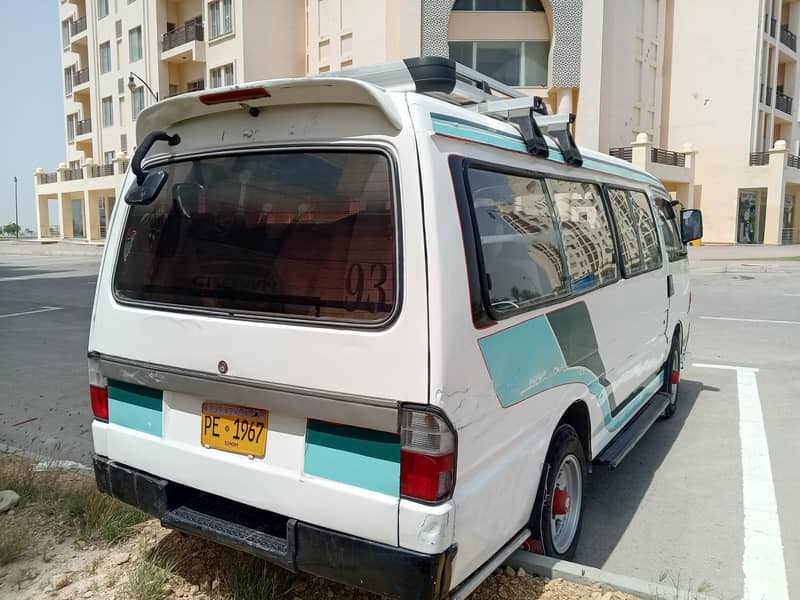 Mazda Mini Bus 4