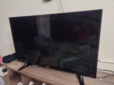 Orient 32 inch LED TV  - Excellent Condition