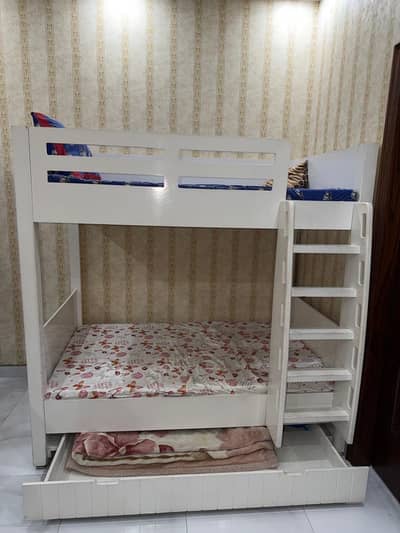 bunker bed , kids bed