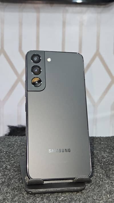 samsung s22