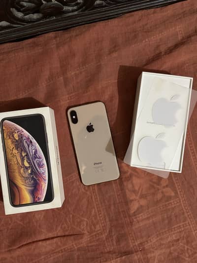 Iphone xs Pta approved with box Saaf suthra set not a single scratch