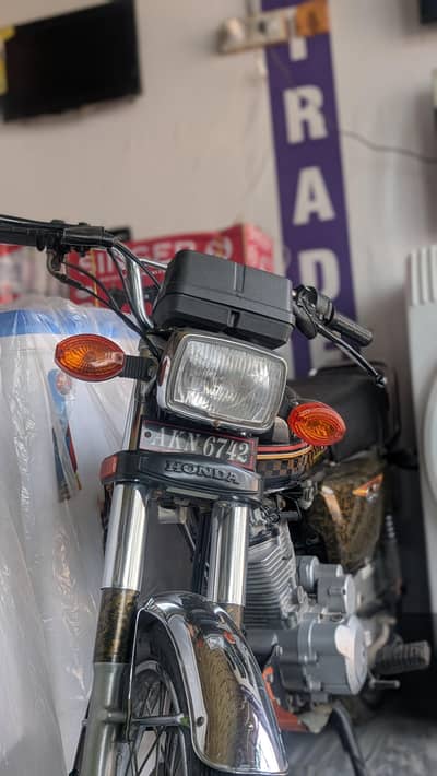 Honda 125 self start
