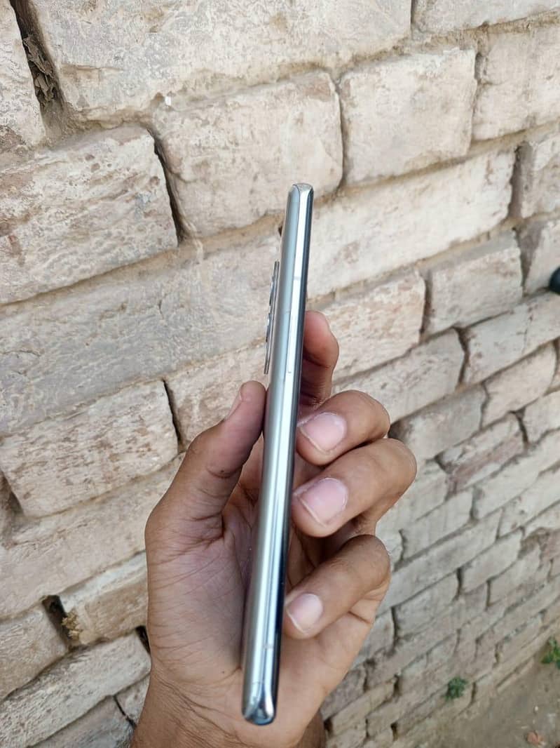 OnePlus 9 pro 4