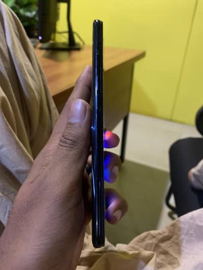 oppo A91 Pta tha sim chor gya ha  8 256 gb