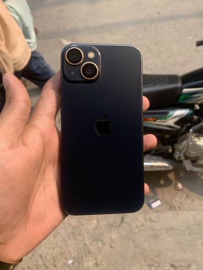 iPhone 13