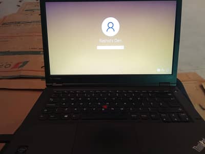 Lenovo Thinkpad t440p 8gb ram 128 SSD  Core i5 4th vPro