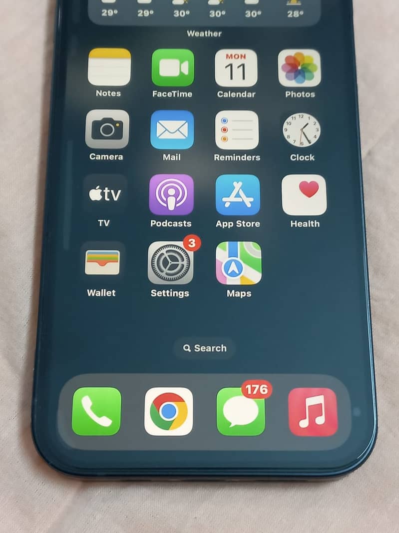 Apple iPhone 12 1