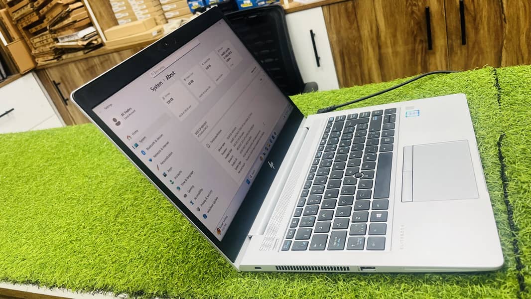 Laptop 0