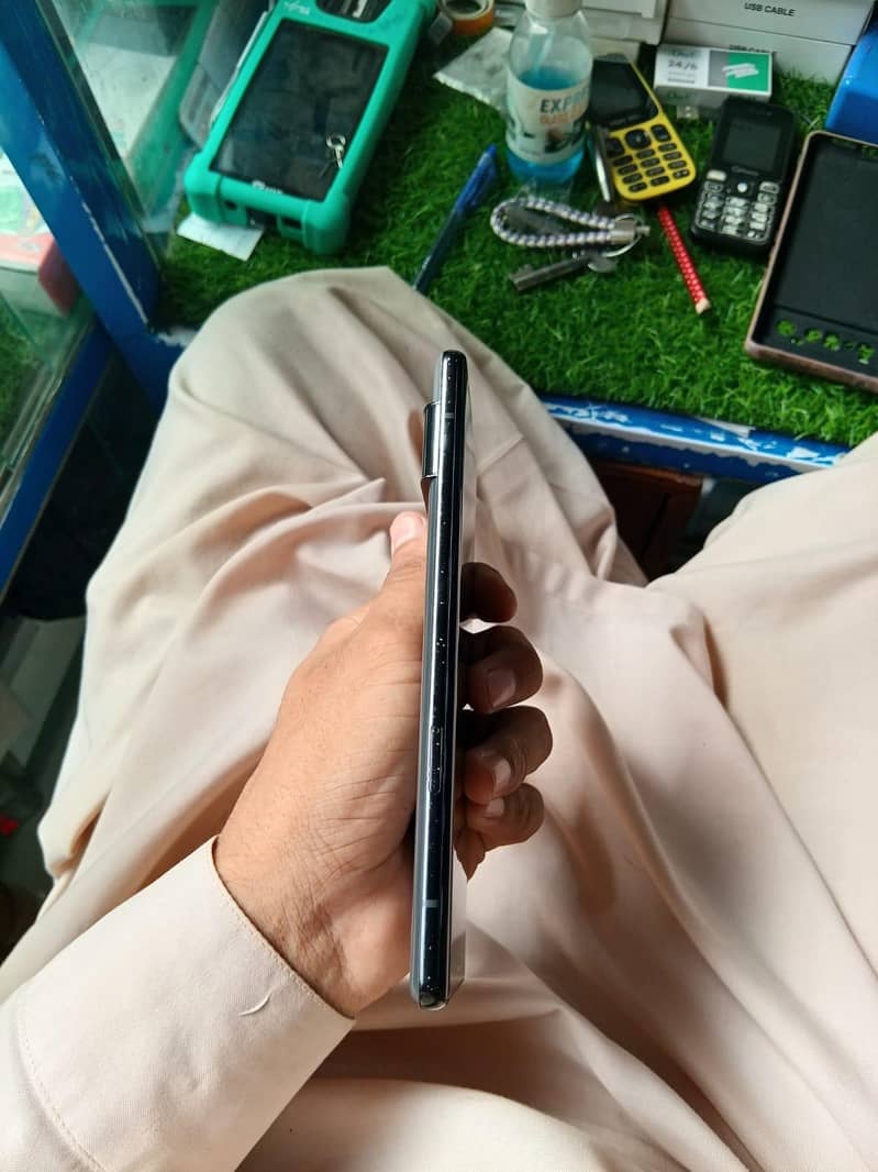Google Pixel 6 Pro 6