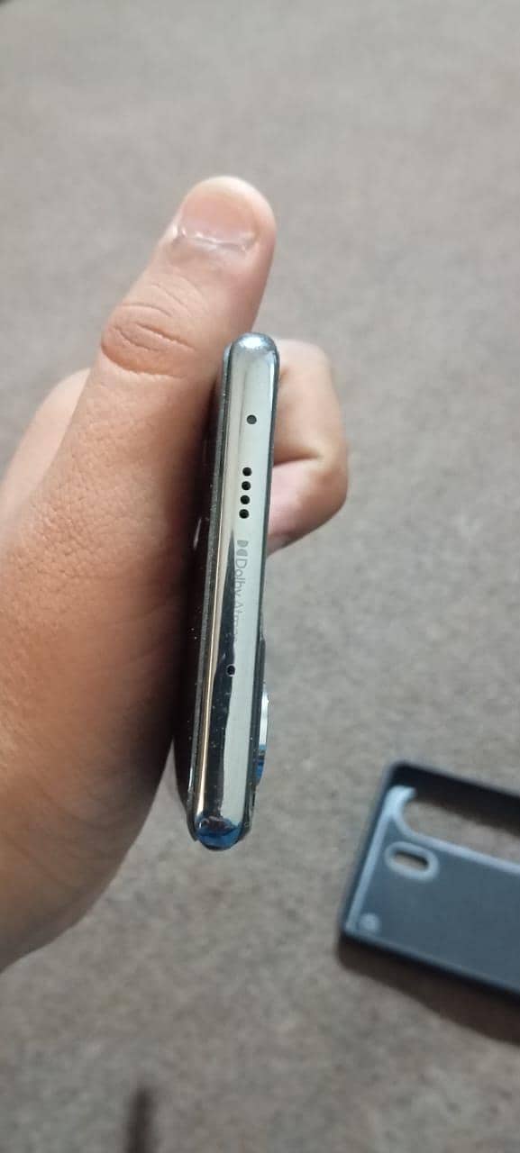 Tecno camon 40 pro 1
