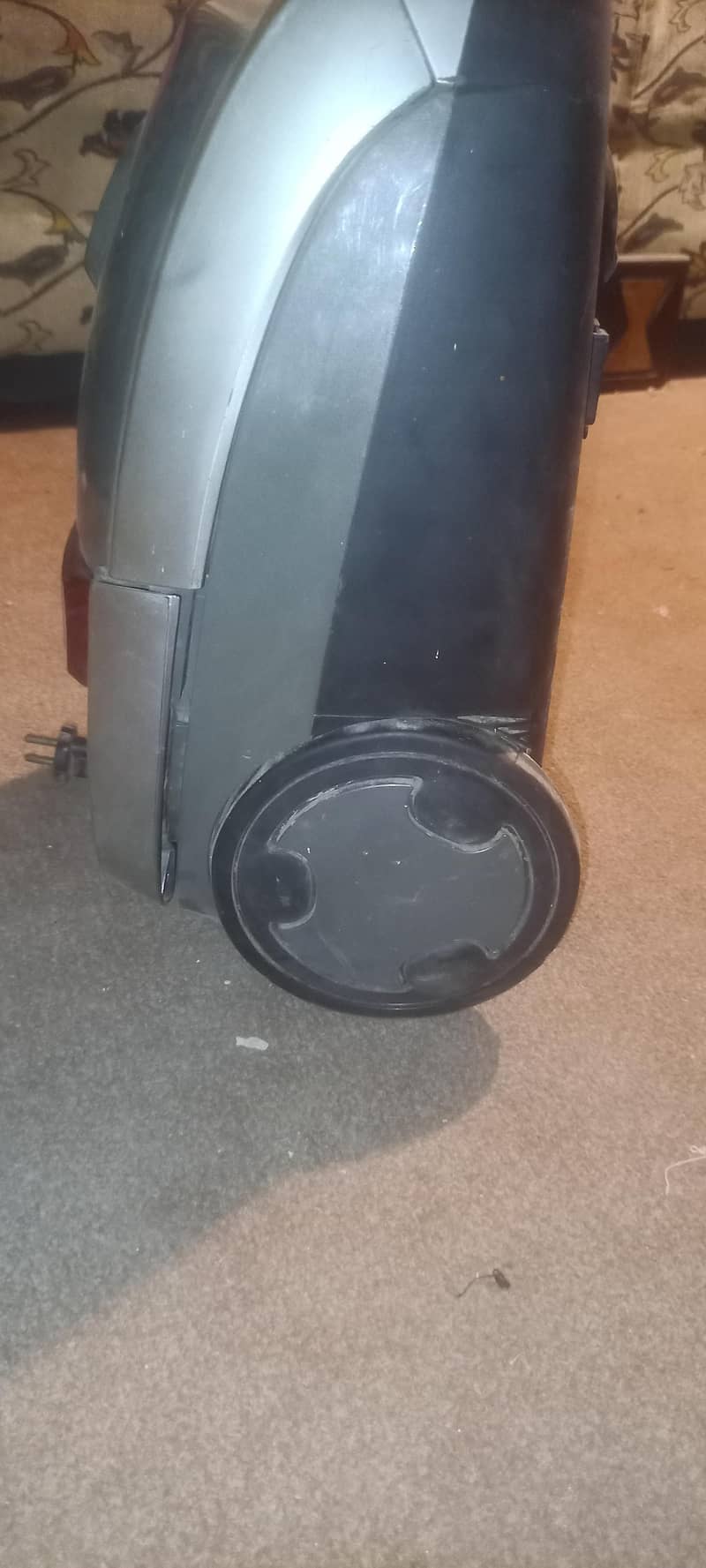 vacuum cleaner 2