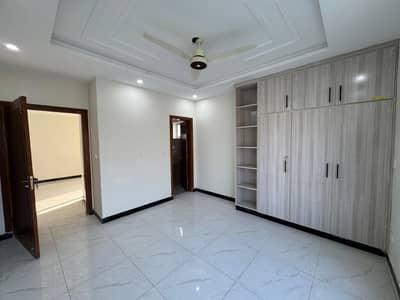 Three Bedroom Unfurnished Apartment For Rent.