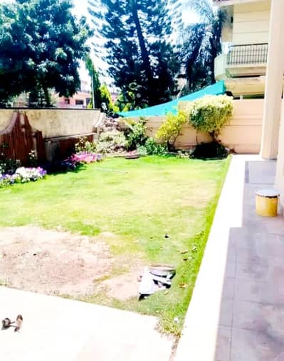 F-10 Independent Ground Portion 1/Kanal Very Reasonable Rent