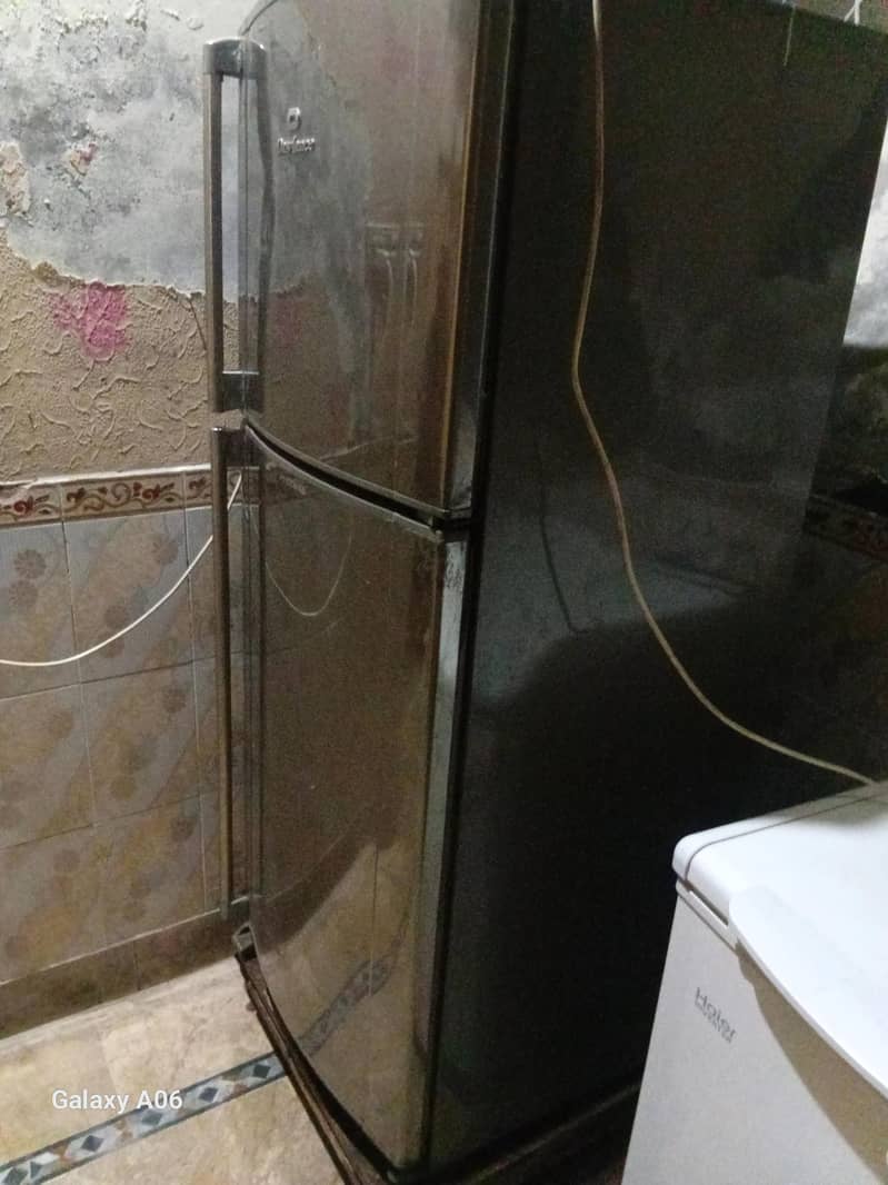 dawlance fridge 2