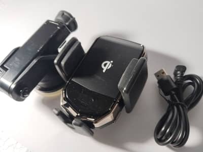 Japanese Automatic Sensor Car Phone Mount | 15W Fast Wireless Charging