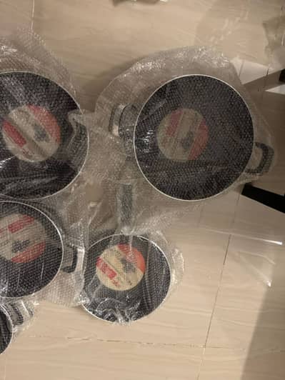 16 pcs heavy gauge non stick cookware