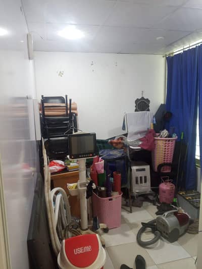 Commerical Shop