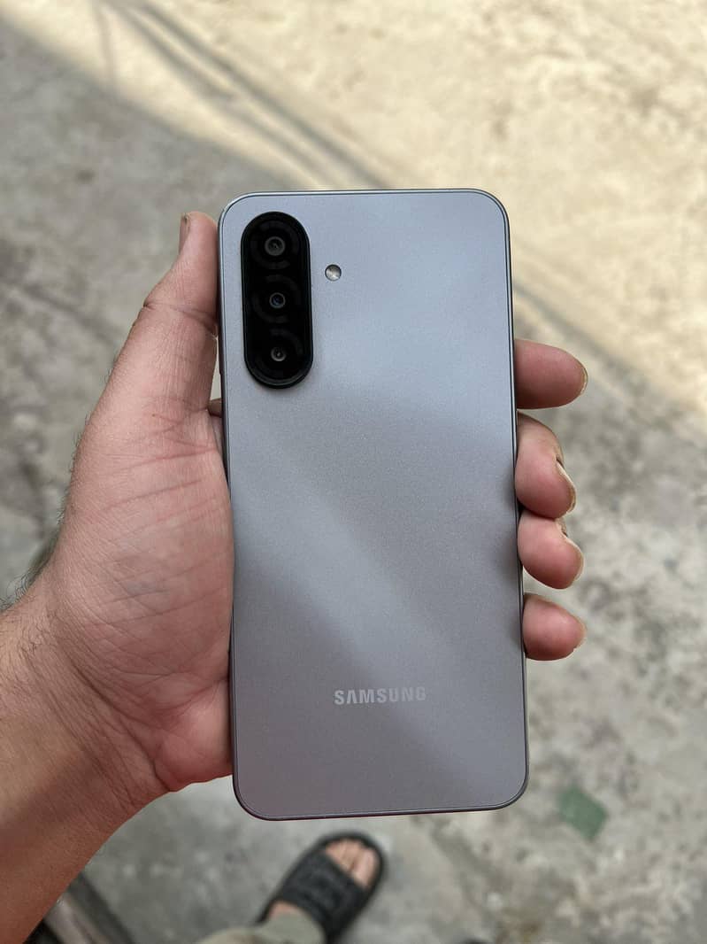 Samsung A17 0