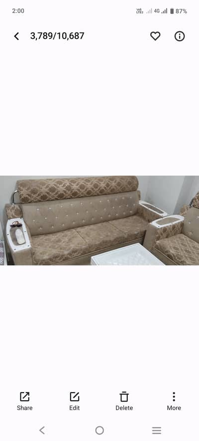 5 seater used sofa Brand new condition . .