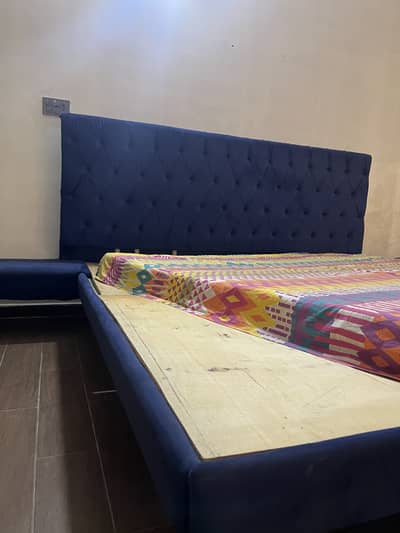 King Size Bed with Mirror, Custom-Made, Poshish with Molty Foam