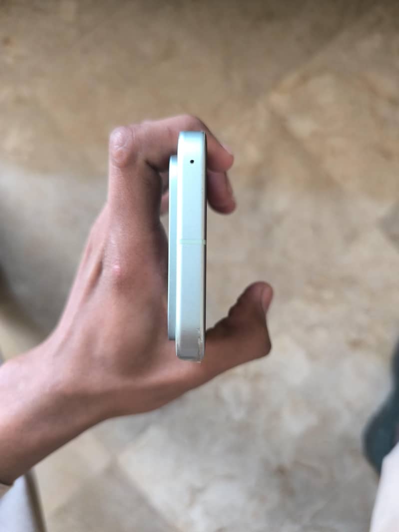 Google pixel 9 4