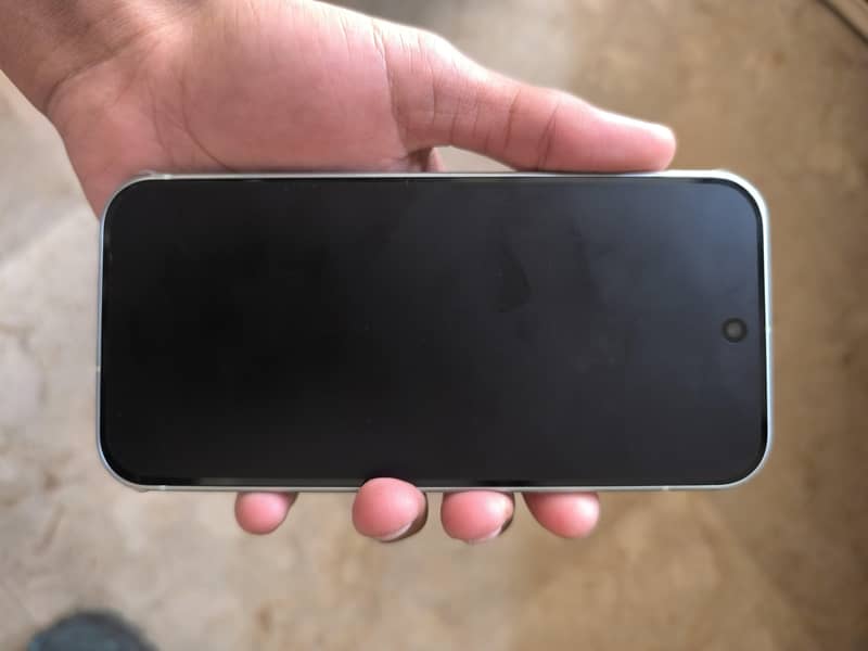 Google pixel 9 5