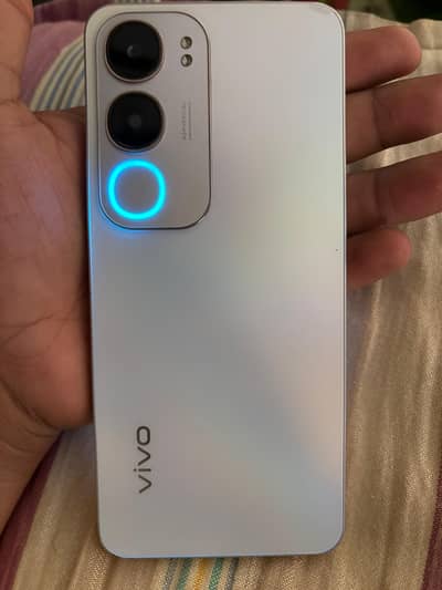 Vivo Y19s 4GB/128GB  Brand new warranty 4 mounths condition 10\10  Ava