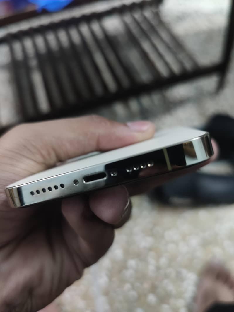 iphone 14 pro max 6
