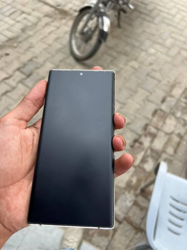 Note 10 plus 10