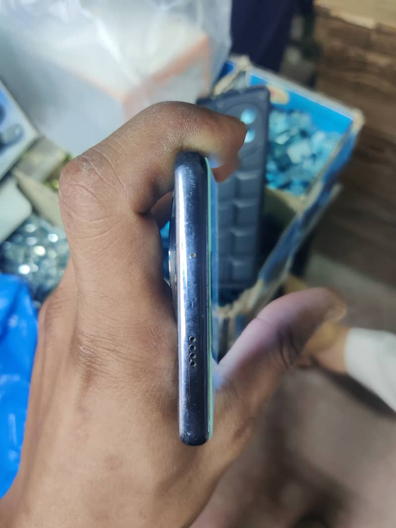 Tecno Spark 20 Pro Plus 7