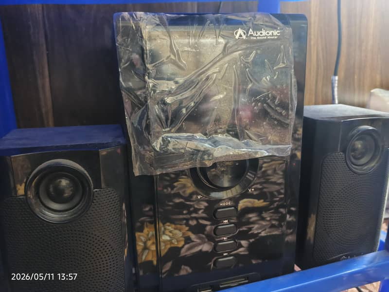 audionic max 550 bt  plus 1
