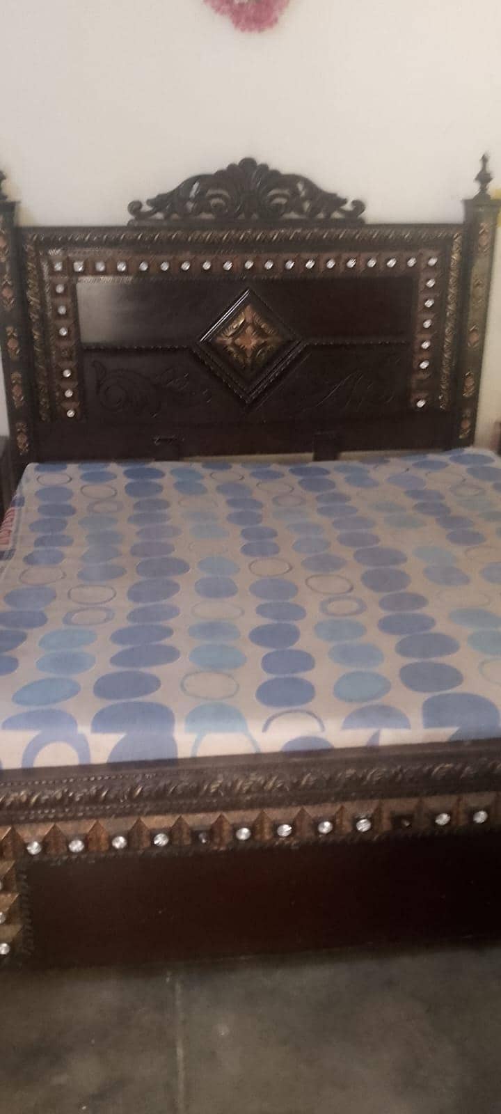 king bed 0