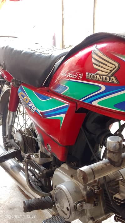 Honda CD 70 bike