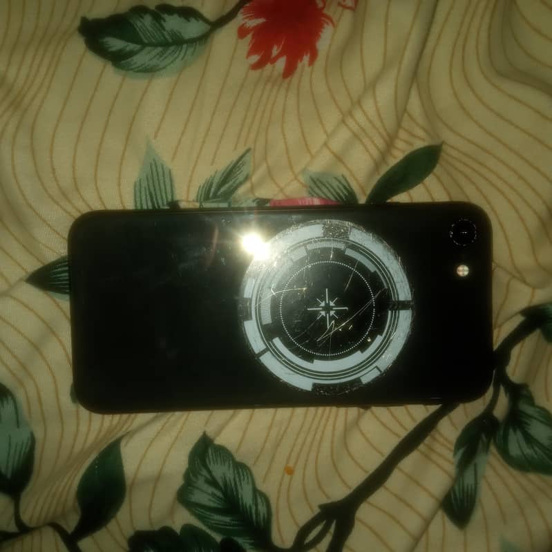 iPhone Se2 4