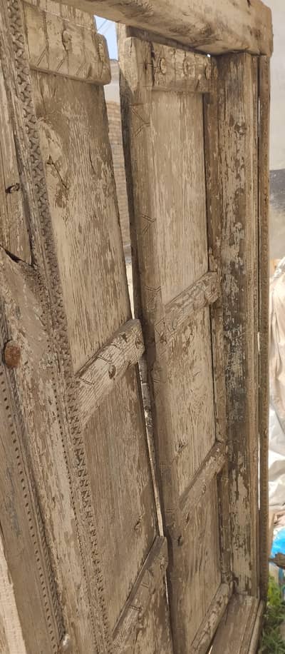 Deyar door