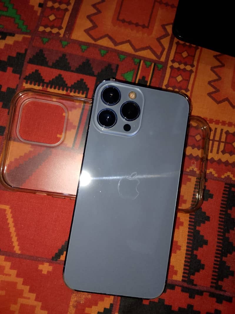 Iphon 13 Pro Max 3