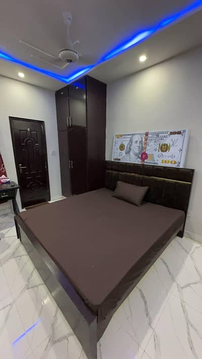 King size bed luxury with mattress (Read Add)