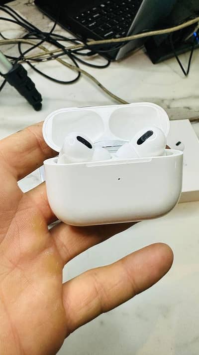 Airpods pro 2 - White  (Cash on Delivery)