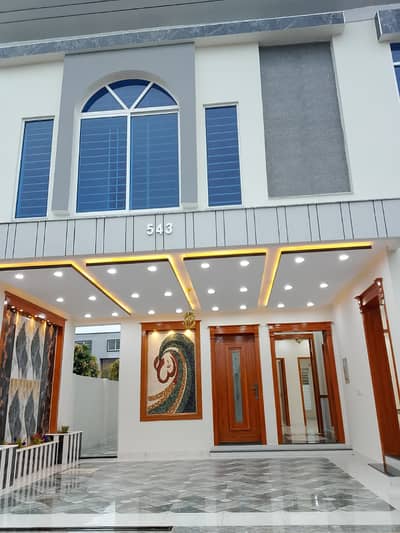 10 MARLA DESIGNER HOUSE FOR SALE TOPCITY