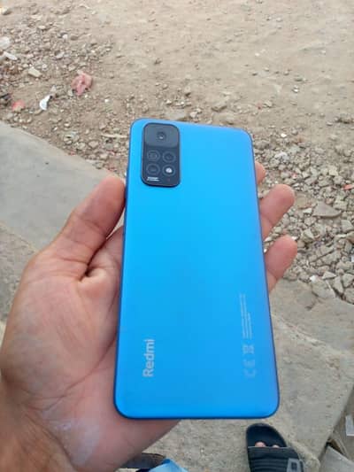 IAM SELLING REDMI NOTE 11