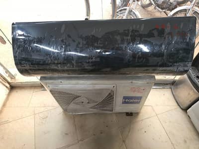 Haier 1.5 Ton DC inverter heat and cool/0321/080/77/77/