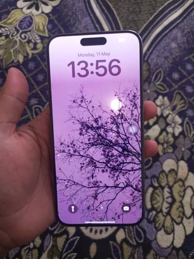 IPhone  15 pro max titanium natural color