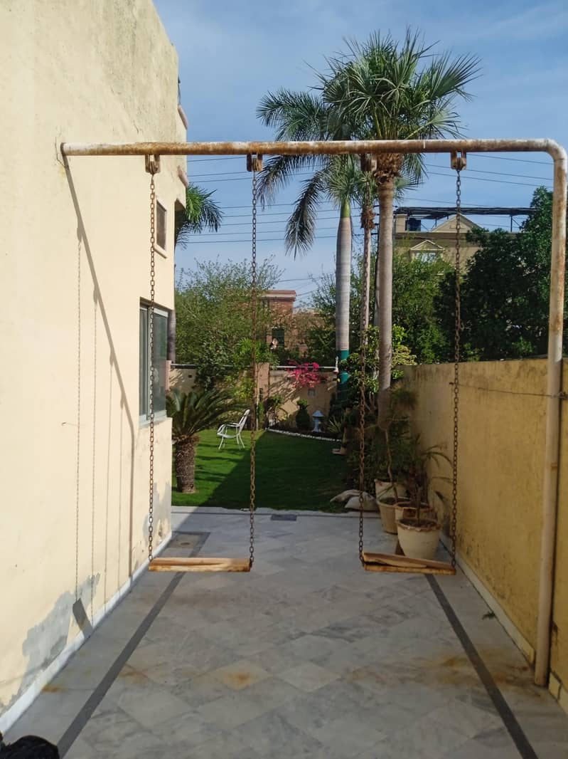 Swing Jhoola 1