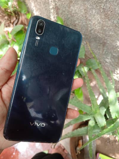 Vivo Y11 Mobile 3ram 32Gb
