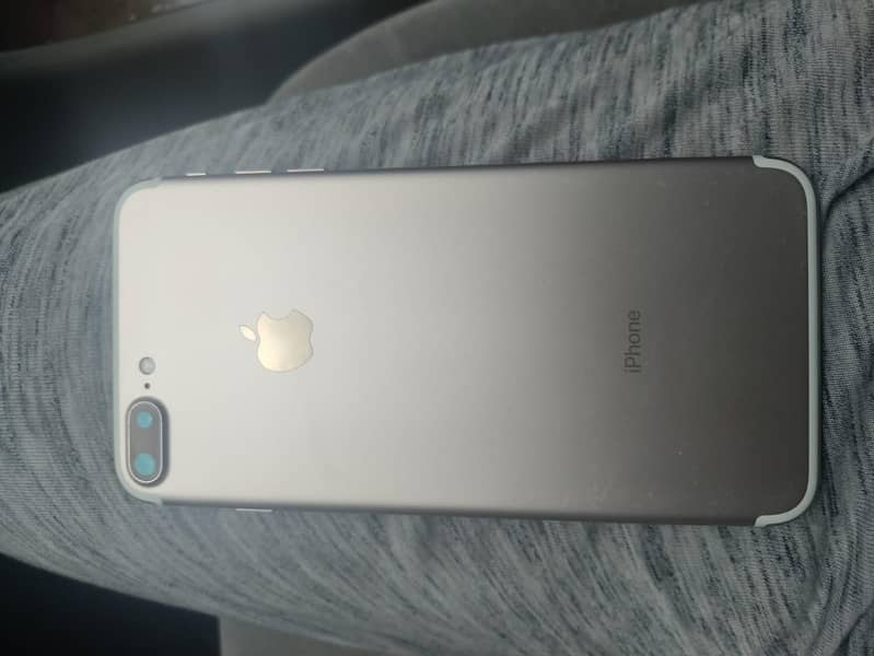 iPhone 7plus 128GB 0